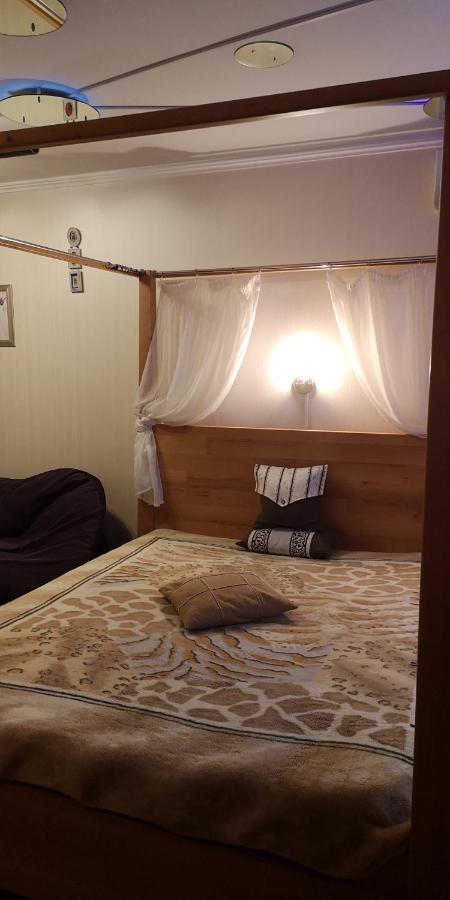 Cozy Apartments Near The Mcdonalds Kremenchuk Luaran gambar