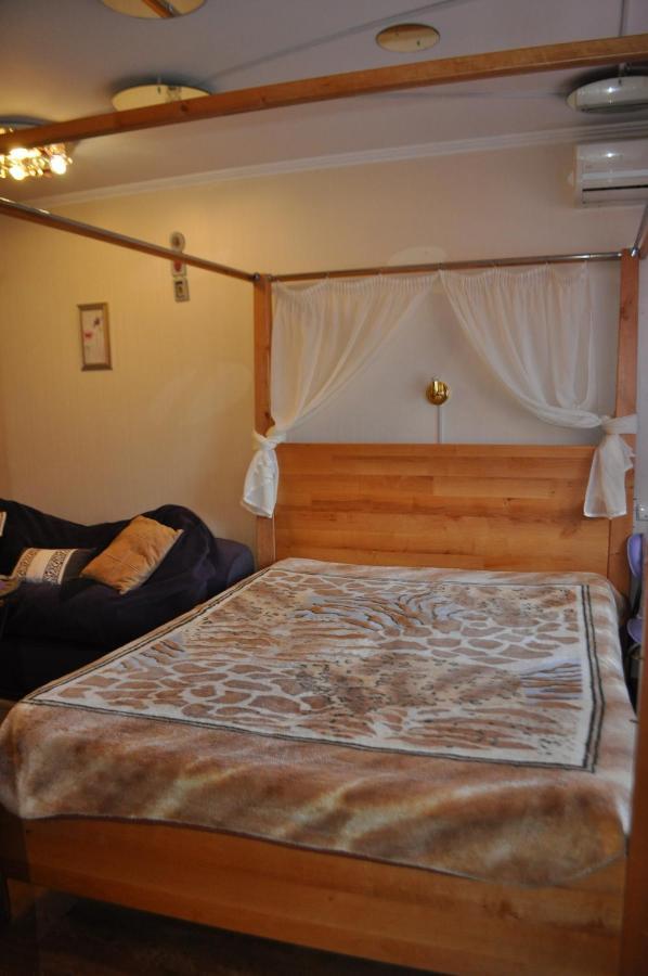 Cozy Apartments Near The Mcdonalds Kremenchuk Luaran gambar