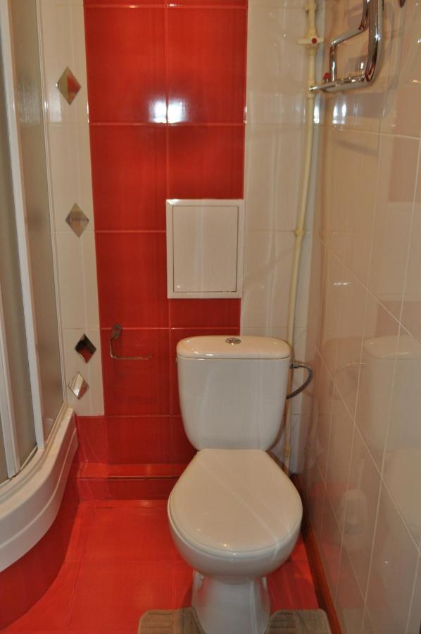 Cozy Apartments Near The Mcdonalds Kremenchuk Luaran gambar